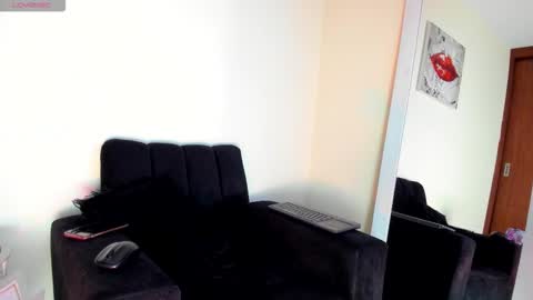 lace_victoria online show from February 15, 2:03 am