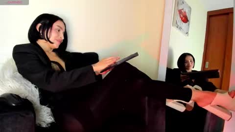 lace_victoria online show from February 9, 3:10 am