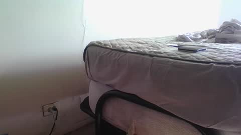 Snapshot of lachickadelbronx chatting on January 22, 3:18 pm lachickadelbronx online show from January 22, 3:18 pm