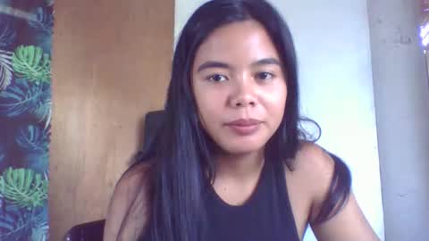 lady_krisha online show from December 2, 1:04 am