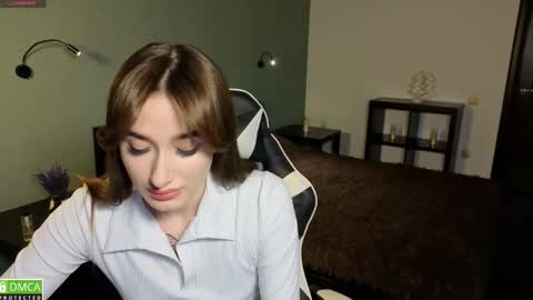 Olivia online show from March 16, 1:20 am