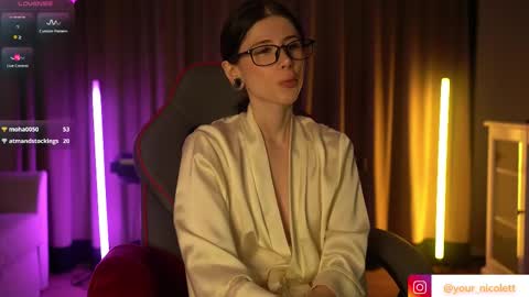 lady_nicolett online show from December 17, 12:28 am