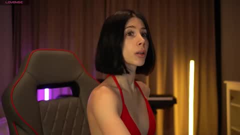 lady_nicolett online show from November 28, 2:19 am