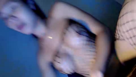 Ella online show from November 11, 2:19 pm