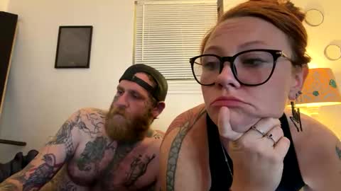 ladyandthatrampp online show from December 14, 3:24 am