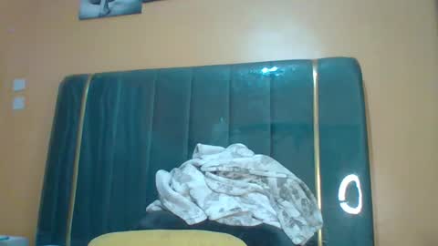 lindah32 online show from February 23, 11:29 pm