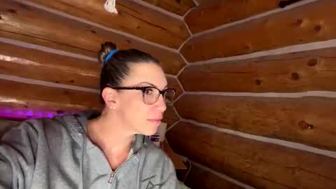 ladylorreign online show from October 19, 2:38 am