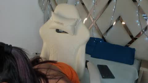 ladymadinght online show from March 25, 2:02 pm