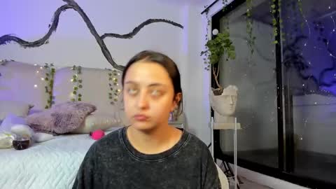 Lady  online show from October 6, 1:45 am