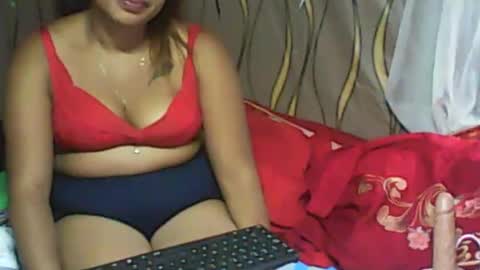 LadyXSnakes online show from February 28, 7:58 am