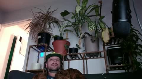 Snapshot of laidback_and_chill chatting on January 1, 1:37 am Rick online show from January 1, 1:37 am