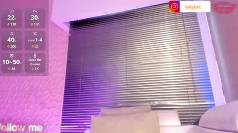 laiily bell online show from April 23, 8:32 pm