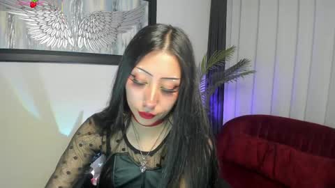 laila_angel online show from May 14, 2:21 am