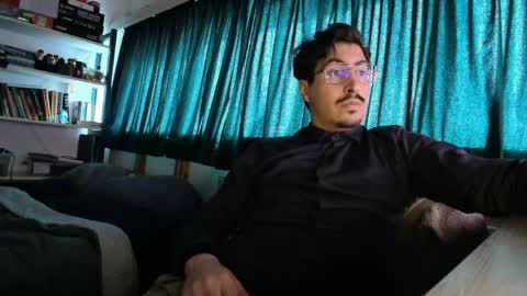 lailaiahr online show from March 27, 4:41 pm