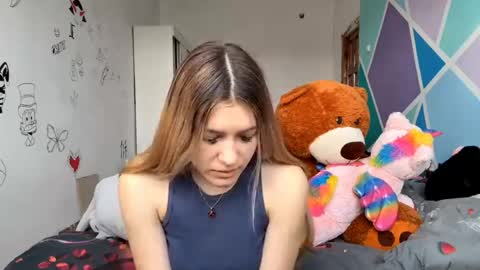 Sophie online show from April 18, 11:23 am