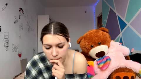 Sophie online show from April 9, 11:16 am