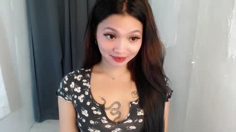 lala_lany online show from April 17, 7:44 am