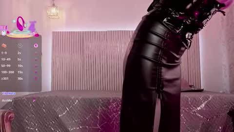 Miss Lala online show from February 6, 8:22 pm