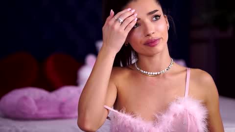 Lala online show from October 3, 7:55 pm