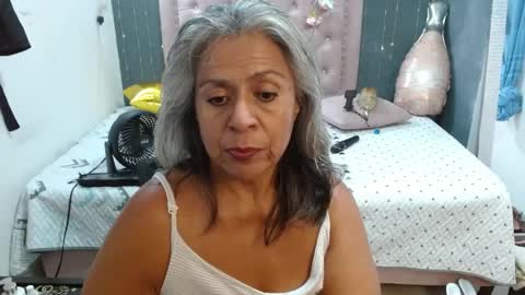 lalisha online show from April 1, 1:39 am