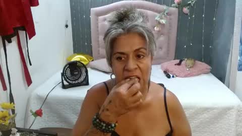 lalisha online show from May 21, 1:45 am