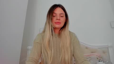 Lallie  online show from January 16, 3:32 pm