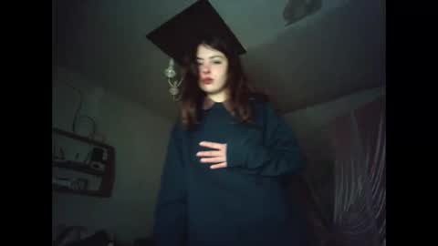 I work 5PM to 9 PM EST  New York online show from February 20, 10:56 pm