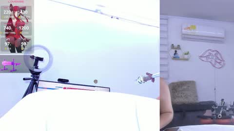 Lana online show from March 31, 9:10 am