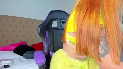 lana__raider_ online show from September 10, 9:49 pm