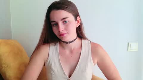lana_gl online show from July 27, 8:55 am