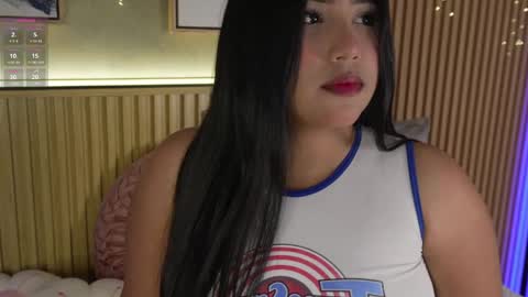 lana_lann online show from April 25, 4:36 am