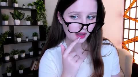 Lana online show from November 13, 8:39 am