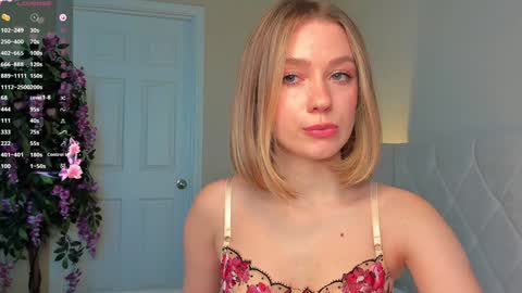 Lana online show from January 12, 7:42 pm