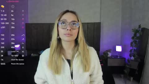 Lana online show from November 4, 3:41 am