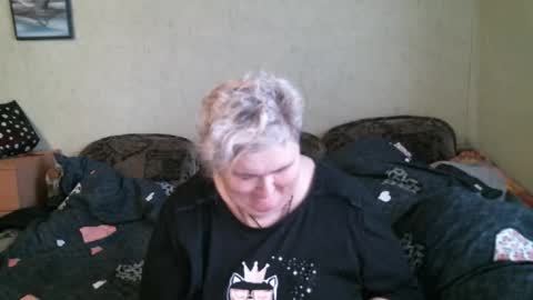 lanacat555 online show from October 28, 1:23 pm