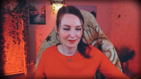 Lana Radiance online show from May 26, 2:23 pm