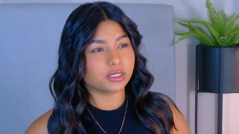 Lana online show from April 22, 8:05 pm