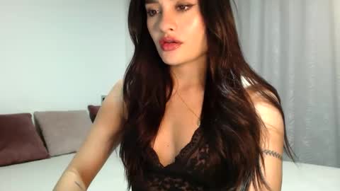 lanawinters1 online show from February 21, 3:09 am