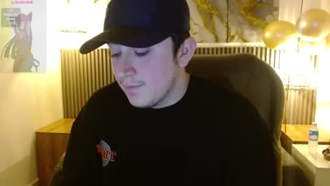 Snapshot of lancelot_19 chatting on October 22, 8:17 am Lancelot V. online show from October 22, 8:17 am