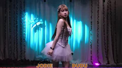 lankwaifong_cindy online show from April 21, 2:48 am