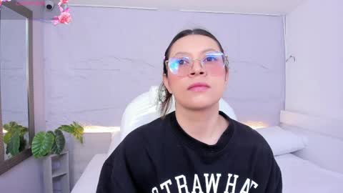 Lanna online show from April 22, 11:28 am