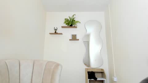 Leana online show from June 24, 4:30 am