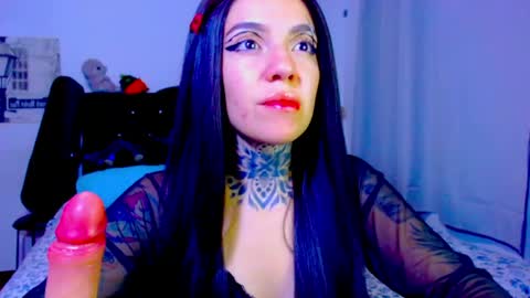 LANNIE   online show from May 23, 12:06 am