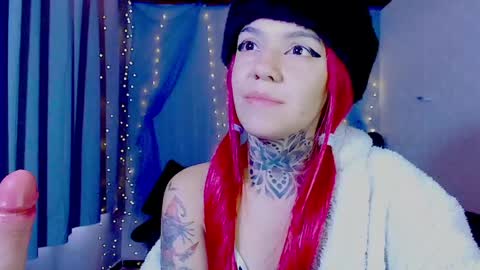 LANNIE   online show from April 22, 4:03 pm