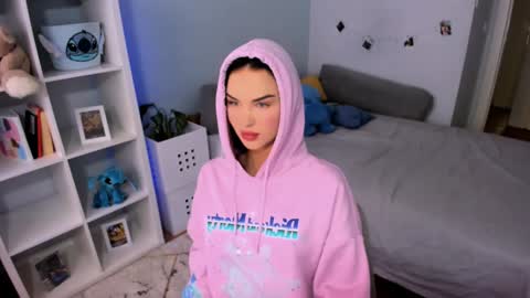 lanuittresor online show from January 22, 11:12 am