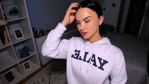 lanuittresor online show from January 29, 4:19 pm