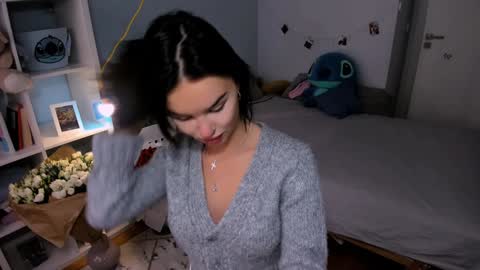 lanuittresor online show from February 8, 10:50 am