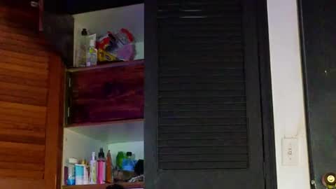 la paisita  online show from February 12, 6:08 am