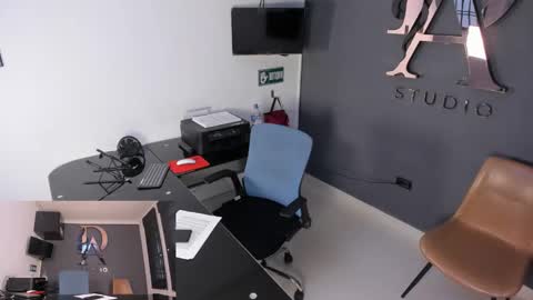  Lara and Danny  online show from September 16, 7:39 pm