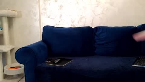  Lara Sins  online show from December 19, 9:05 am